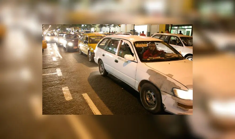 Gobierno observó la ley que formaliza los taxis colectivos