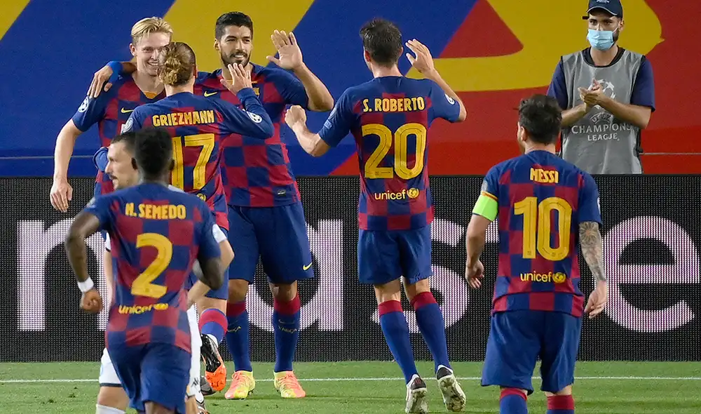 Luis Suárez marcó de penal y decretó la goleada del Barcelona sobre Napoli por los octavos de final de la Champions League. | Foto: AFP Luis Suárez marcó de penal y decretó la goleada del Barcelona sobre Napoli por los octavos de final de la Champions League. | Foto: AFP