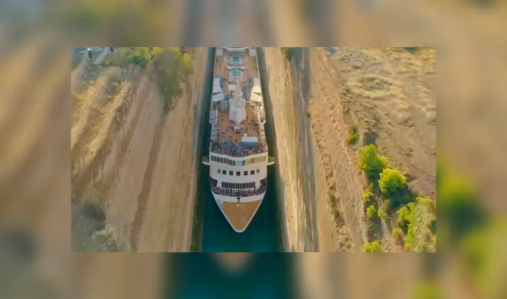 Vía Facebook. La embarcación es la más grande que ha atravesado el canal de Corinto. Foto: captura