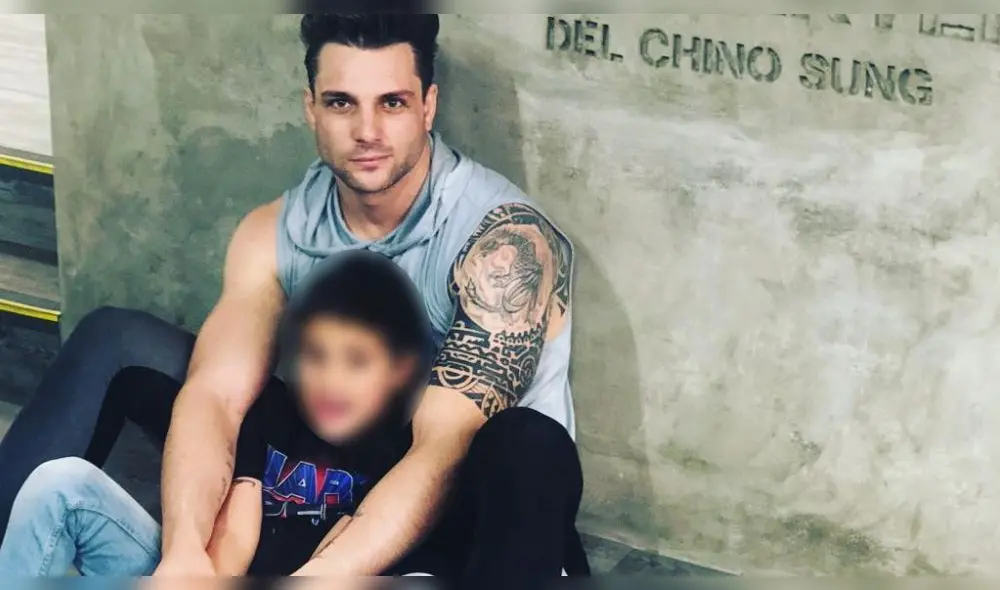 Nicola Porcella criticado por exponer a su hijo a ver Game of Thrones