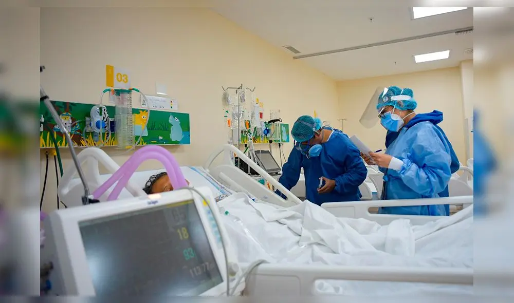 Pacientes permanecen alrededor de 21 días en una cama UCI. Pacientes permanecen alrededor de 21 días en una cama UCI.