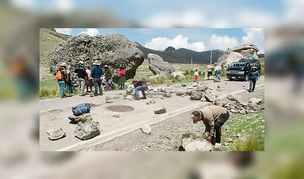 Comuneros de Cusco bloquean corredor minero del sur Comuneros de Cusco bloquean corredor minero del sur
