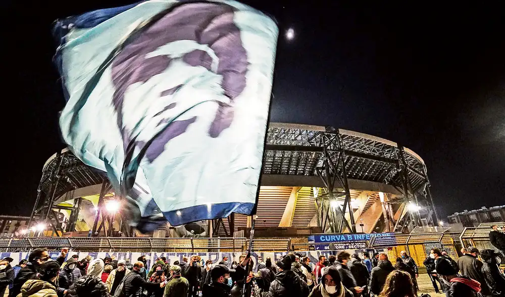 maradona hinchas napoli foto efe