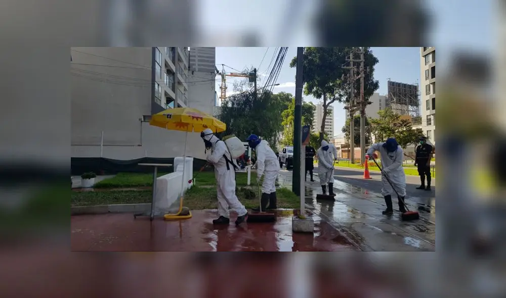 Municipalidad asegura que realiza labores de limpieza tanto en la madrugada como en el día. (Foto: GLR - URPI) Municipalidad asegura que realiza labores de limpieza tanto en la madrugada como en el día. (Foto: GLR - URPI)
