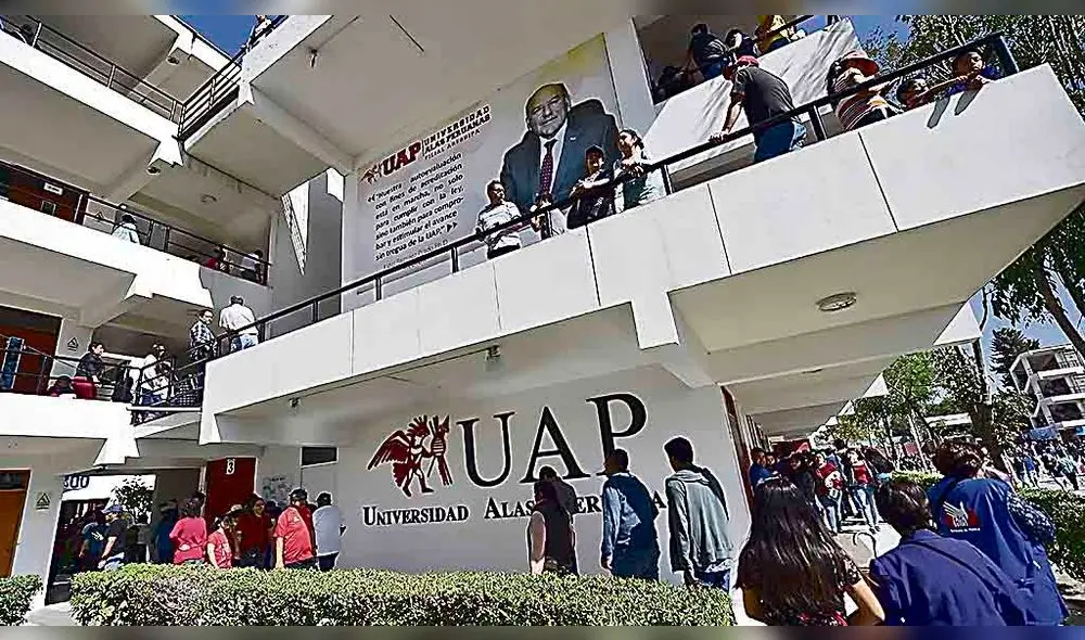 ELECCIONES EN LA UNIVERSIDAD ALAS PERUANAS ELECCIONES EN LA UNIVERSIDAD ALAS PERUANAS