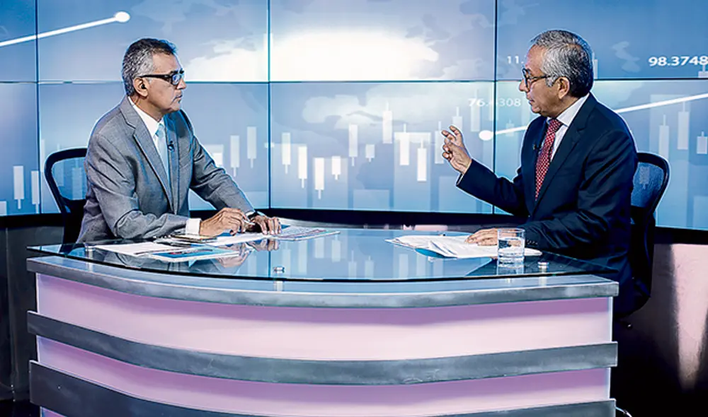 RTV. Rumi Cevallos y Alberto Arequipeño en entrevista. RTV. Rumi Cevallos y Alberto Arequipeño en entrevista.