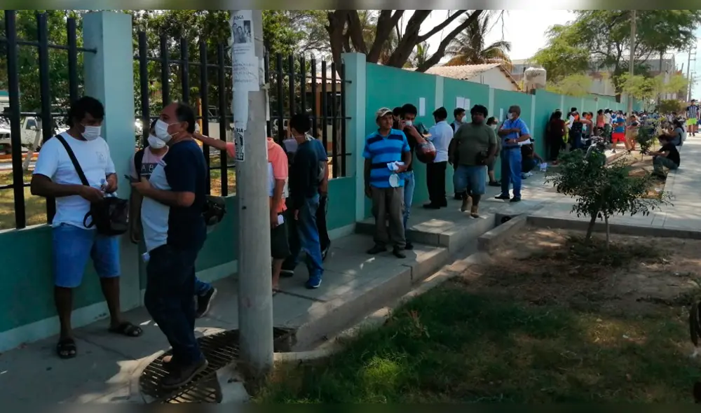 Alta demanda de personas espera tener atención inmediata. Alta demanda de personas espera tener atención inmediata.