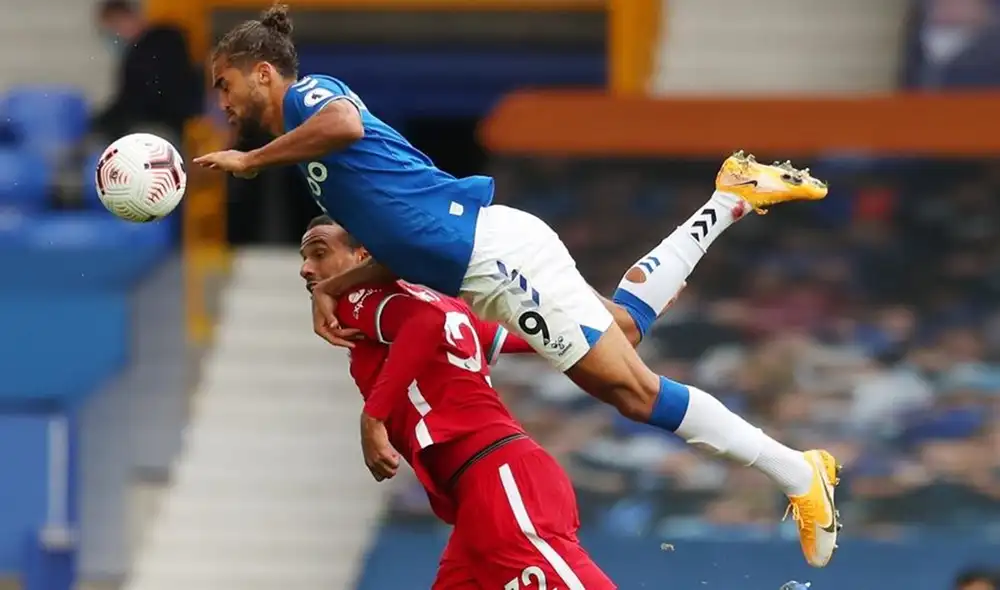 Everton y Liverpool empataron 2-2 en Goodison Park por la Premier League. Foto: EFE