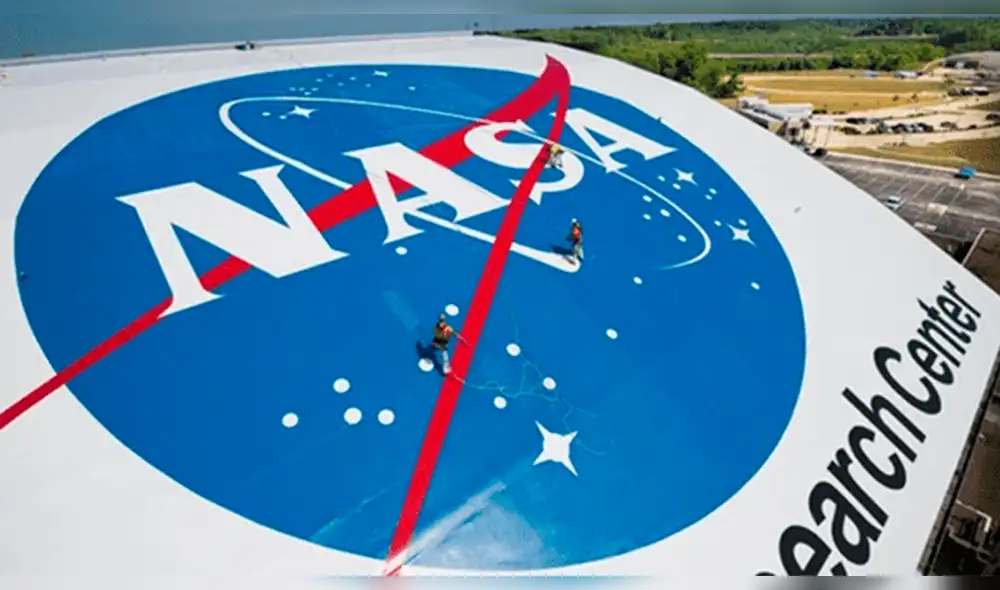 NASA descubre gigantesco iceberg perfectamente rectangular [FOTO]