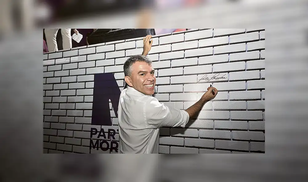 Partido Morado conversa con exlegisladores liberales