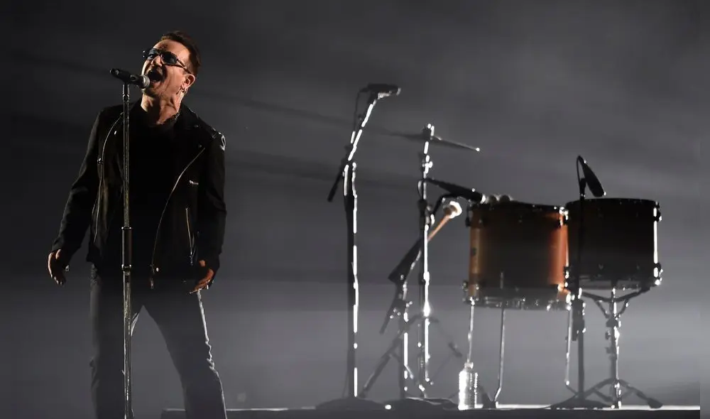 Bono se queda sin voz en concierto