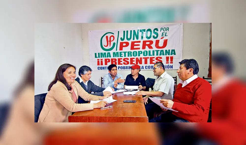 Advierten que Verónika Mendoza arriesga el 2021 por alianza con Cerrón Advierten que Verónika Mendoza arriesga el 2021 por alianza con Cerrón