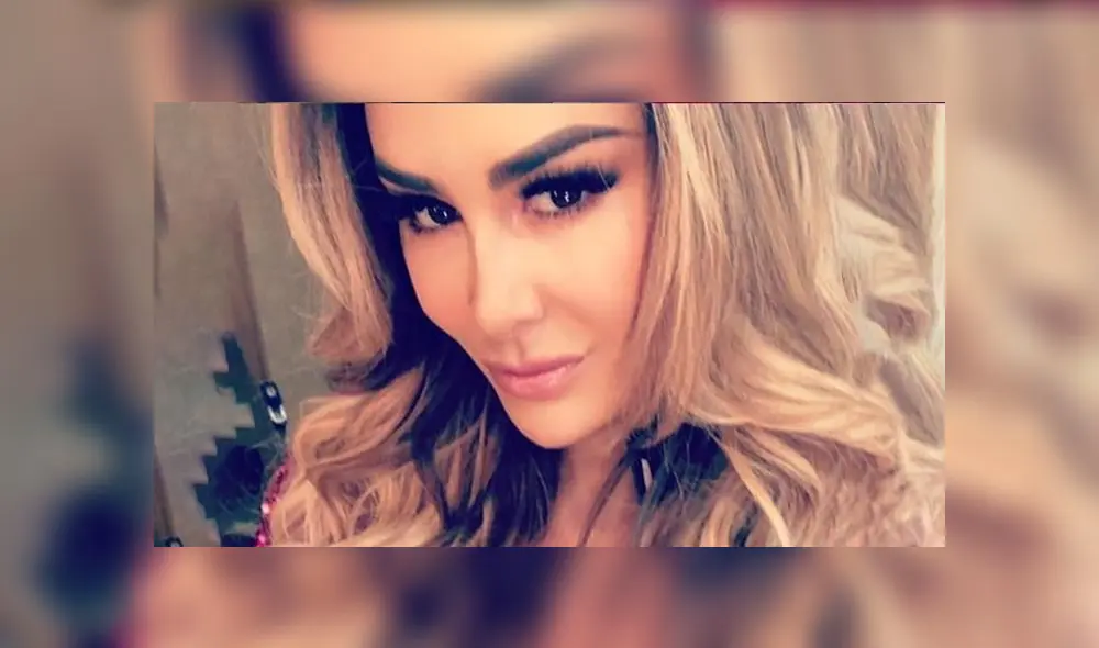 La primera telenovela en donde participó, fue en Bajo un mismo rostro (1995). (Foto: Instagram)