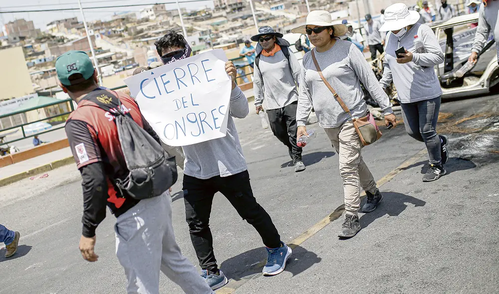 Adelanto de elecciones.