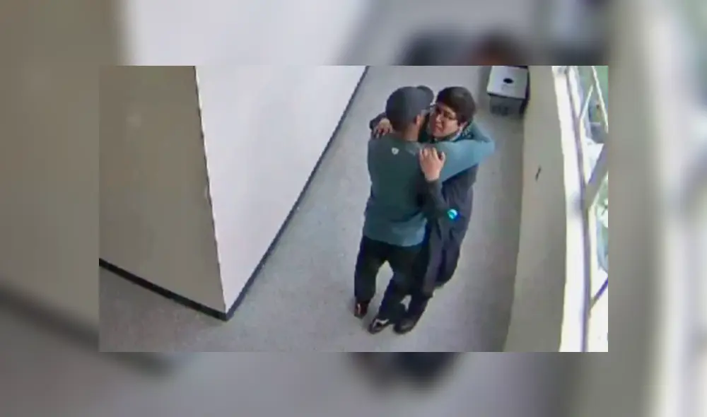 Profesor desarma a estudiante en Estados Unidos. Foto: Captura/ABC News