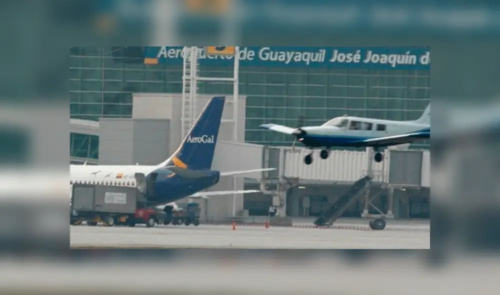 Ecuador: dos polizones mueren tras caer de avión en Guayaquil Ecuador: dos polizones mueren tras caer de avión en Guayaquil