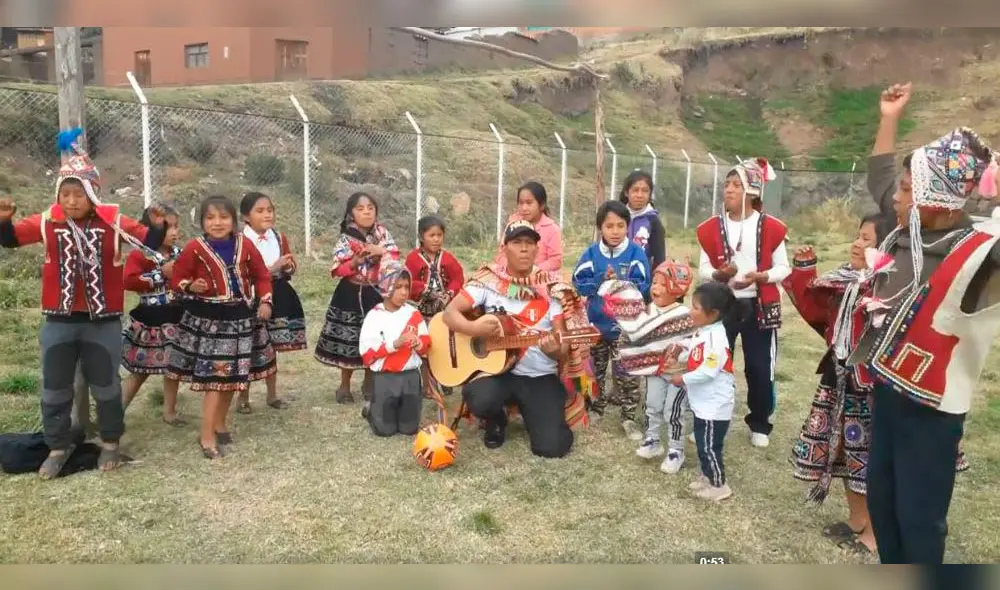 Cusco: niños alentaron en quechua a la selección de Perú previo a la final de la Copa
