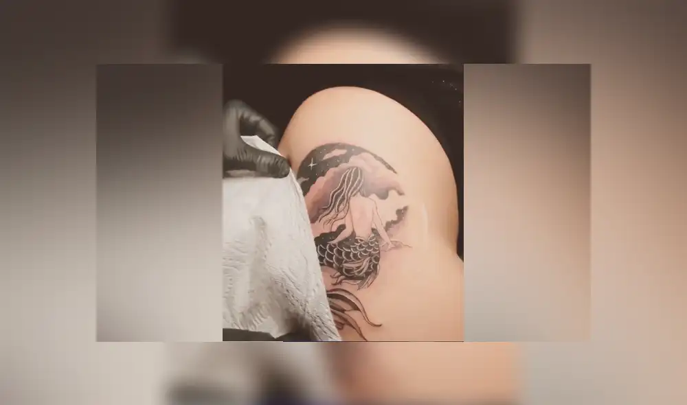 Desliza hacia la izquierda para ver el tatuaje de sirena que se volvió viral en YouTube. Desliza hacia la izquierda para ver el tatuaje de sirena que se volvió viral en YouTube.