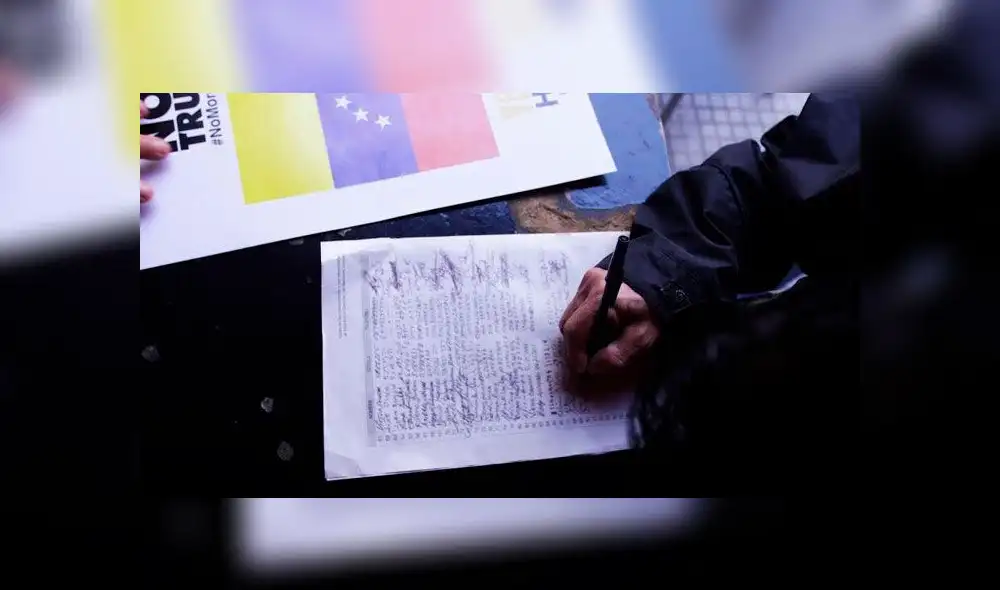 Régimen de Maduro estima recoger 13 millones de firma en contra del decreto del presidente Trump. Foto: Composición. Régimen de Maduro estima recoger 13 millones de firma en contra del decreto del presidente Trump. Foto: Composición.