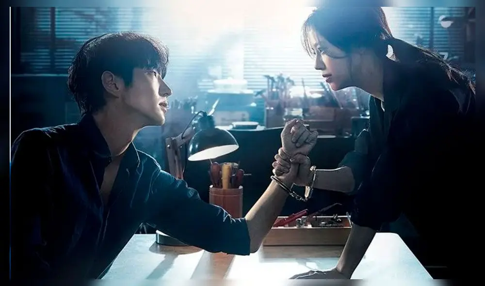 Lee Joon Gi y Moon Chae Won protagonizan el dorama Flower of Evil (tvN, 2020). Crédito: HanCinema Lee Joon Gi y Moon Chae Won protagonizan el dorama Flower of Evil (tvN, 2020). Crédito: HanCinema