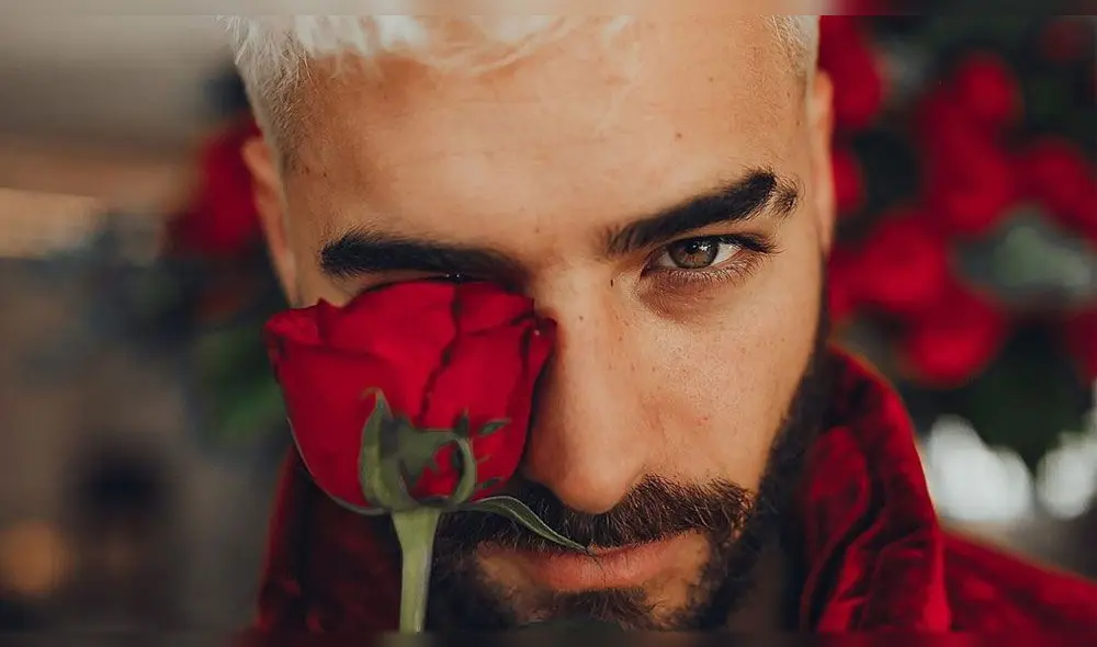 Maluma se afeita la barba. Foto: Instagram