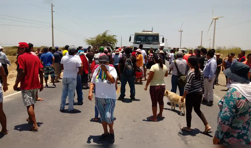 Piura: una vez más la panamericana norte es bloqueada por falta de agua