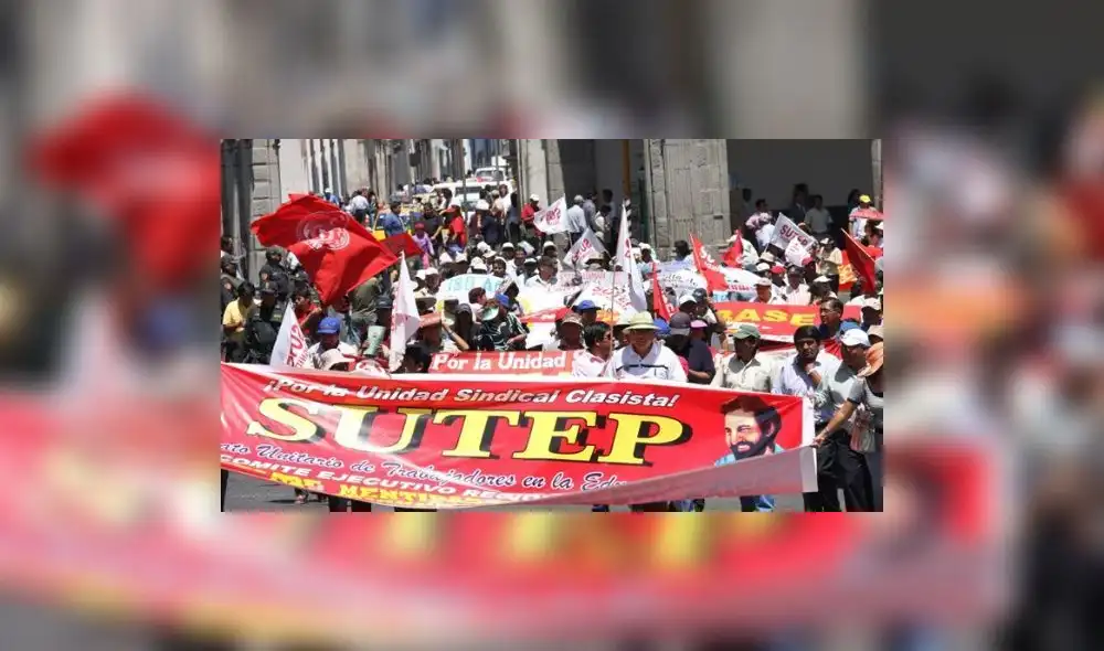 Los que se van o protestar con los pies