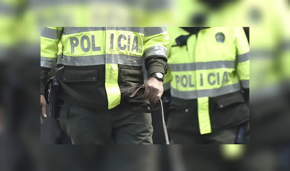 Al parecer, los funcionarios estaban de servicio al momento de la fiesta clandestina. Foto: AFP/referencial