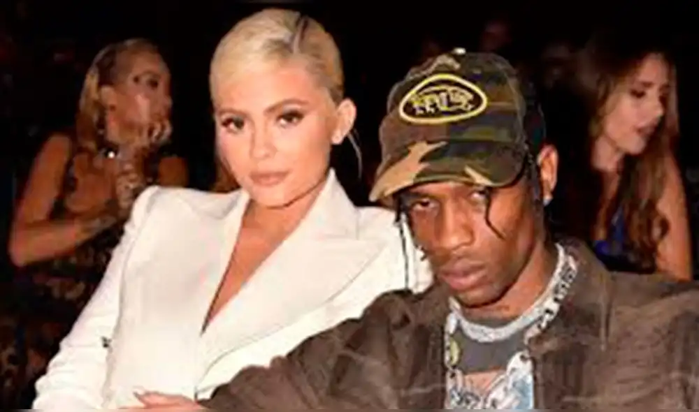 La 'socialité' se pronunció sobre su situación amorosa. La 'socialité' se pronunció sobre su situación amorosa.