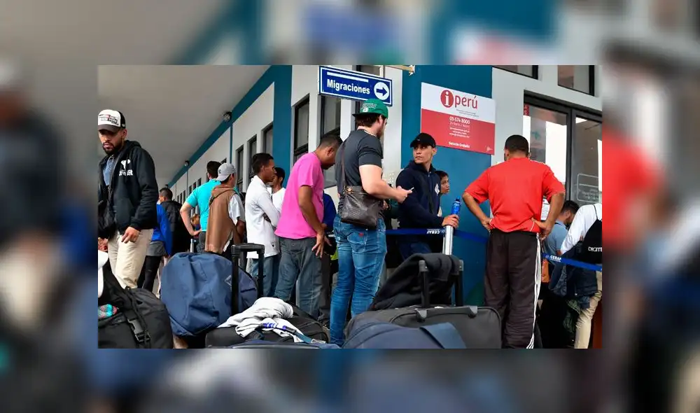 Venezolanos regresaron a su país con avión que envió Maduro Venezolanos regresaron a su país con avión que envió Maduro