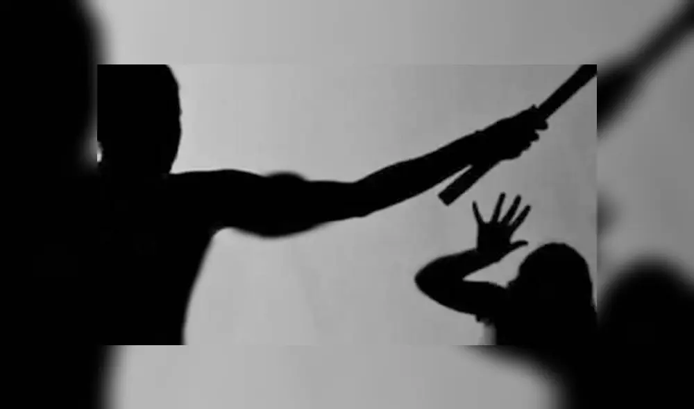 La niña tenía serias lesiones en la zona abdominal y falleció en el hospital. La niña tenía serias lesiones en la zona abdominal y falleció en el hospital.