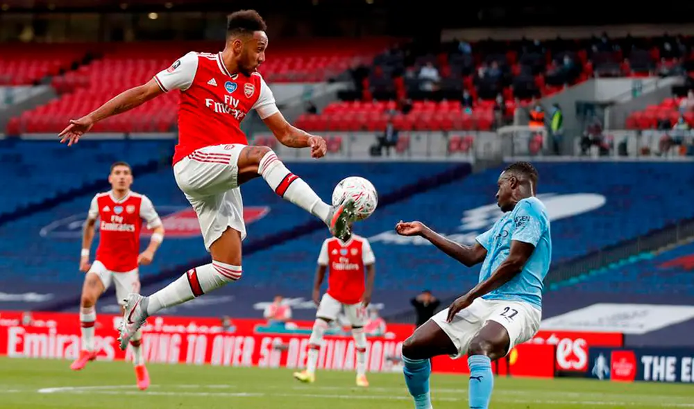 Arsenal y Manchester City se enfrentan por los cuartos de final de la Carabao Cup. Foto: EFE