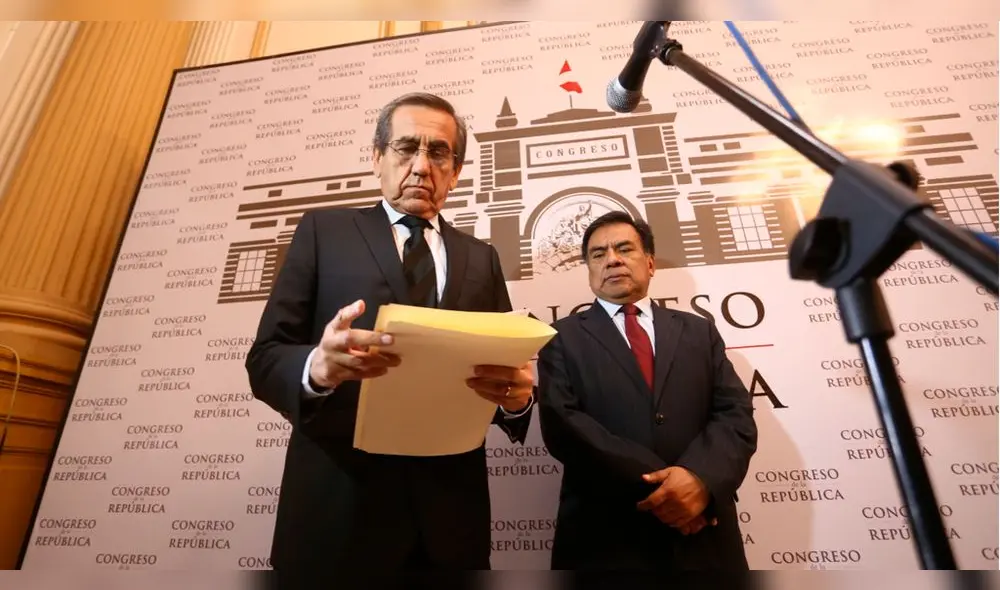 Jorge del Castillo también se refirió a las elecciones internas del Apra. Foto: La República. Jorge del Castillo también se refirió a las elecciones internas del Apra. Foto: La República.