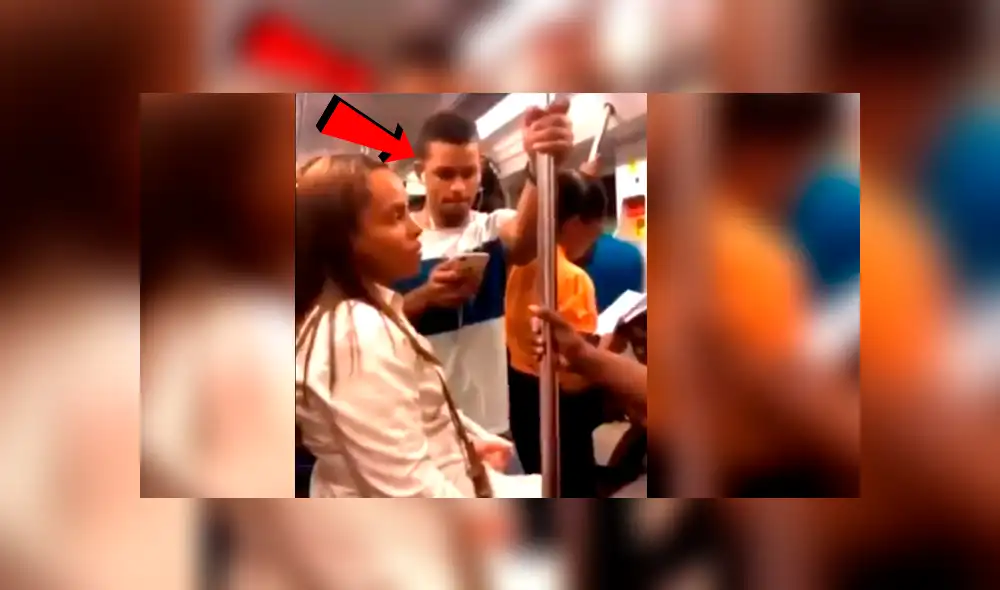YouTube: Muchacho ve película para adultos en tren, audífonos fallan y termina en ridículo [VIDEO]