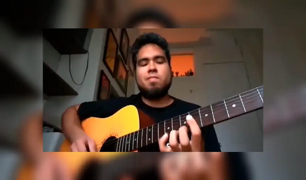 En Facebook, un joven peruano interpretó la popular canción de la agrupación de cumbia y causó furor.