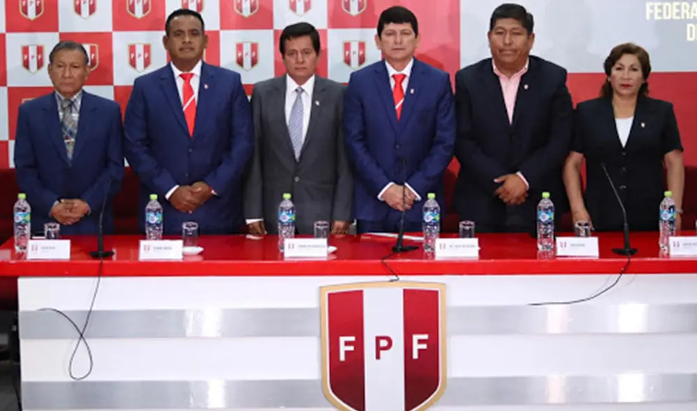 Gerentes y altos directivos de la Federación Peruana de Fútbol tomaron la decisión de forma voluntaria. Foto: FPF.