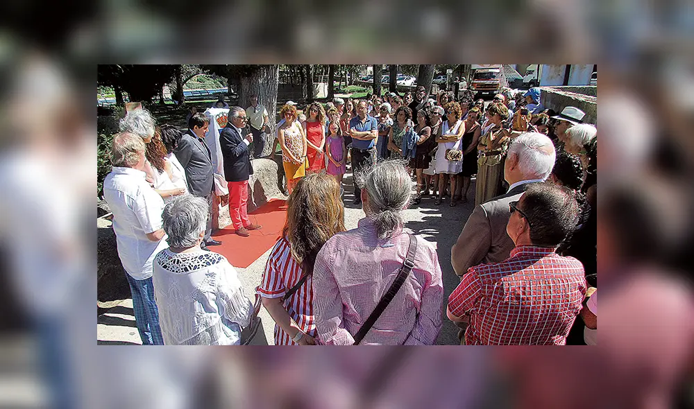 Homenaje al poeta Arturo Corcuera, con poemas y un paseo en España