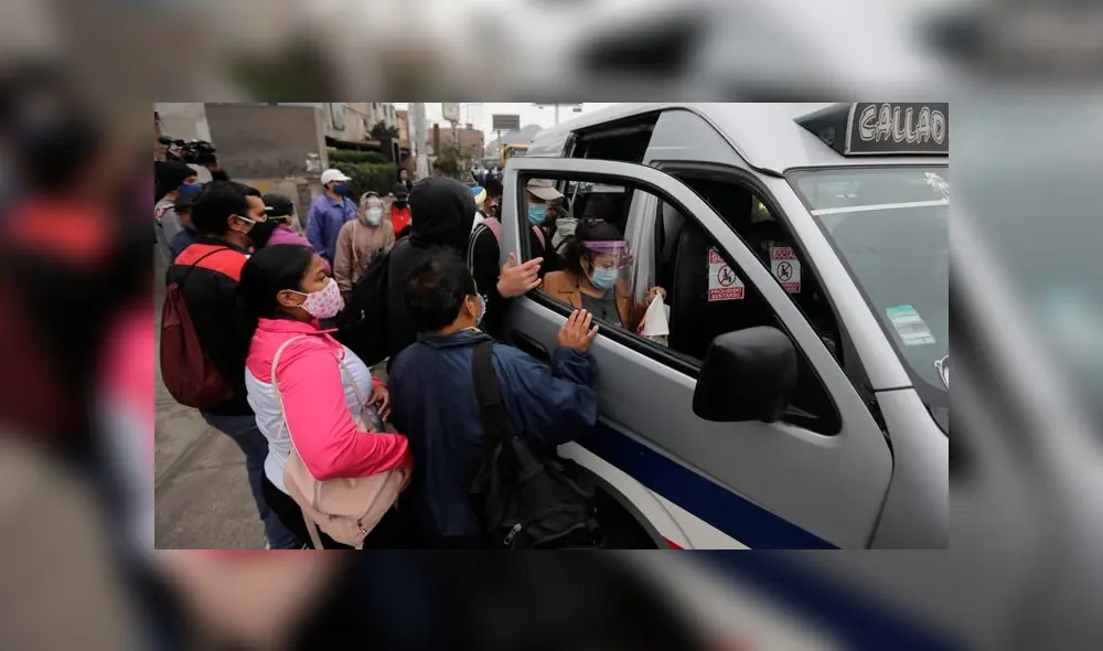 Aglomeraciones en los paraderos de Puente Nuevo. Foto: Jorge Cerdán/La República. Aglomeraciones en los paraderos de Puente Nuevo. Foto: Jorge Cerdán/La República.