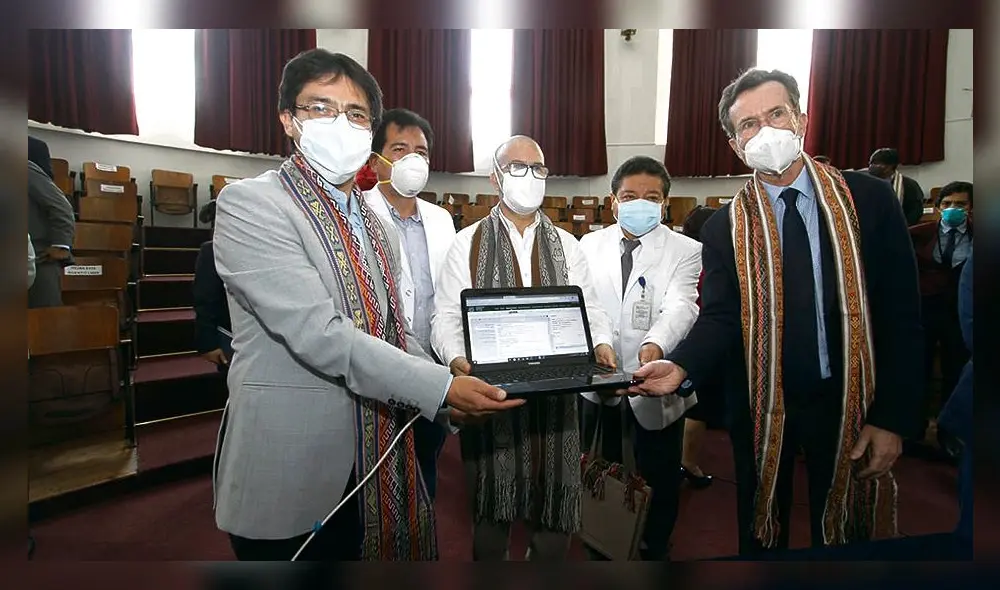 FIRMA. Suscripción se hizo en la sede del Ministerio de Salud.
