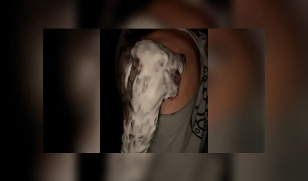 Desliza hacia la izquierda para ver el diseño 'ultra realista' que se volvió viral en Facebook.