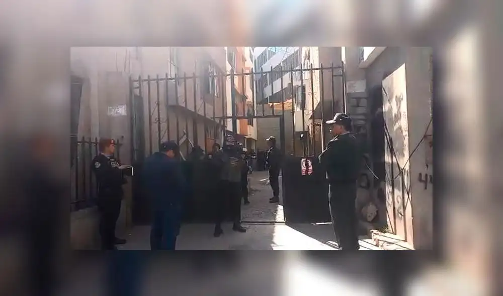 Ataque en Juliaca: Explotan dinamita en local de corporación minera Ananea [VIDEO]