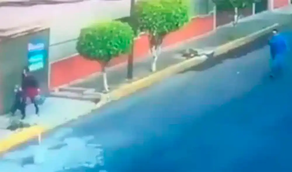 Cae hombre que acosó sexualmente a mujer mientras caminaba con su hijo [VIDEO]