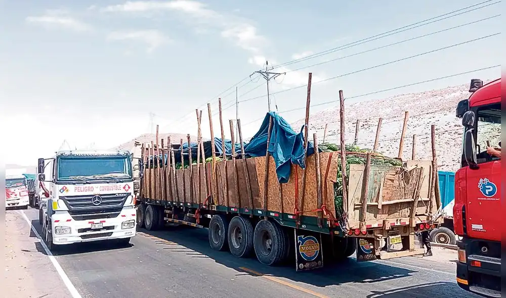 pausa. Los transportistas de Arequipa ayer ya no bloquearon el kilómetro 48. En la noche dieron una tregua al gobierno hasta que asuma nuevo gabinete. pausa. Los transportistas de Arequipa ayer ya no bloquearon el kilómetro 48. En la noche dieron una tregua al gobierno hasta que asuma nuevo gabinete.