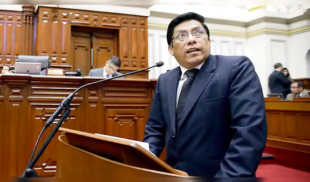 Ejecutivo evalúa las propuestas para reforma política