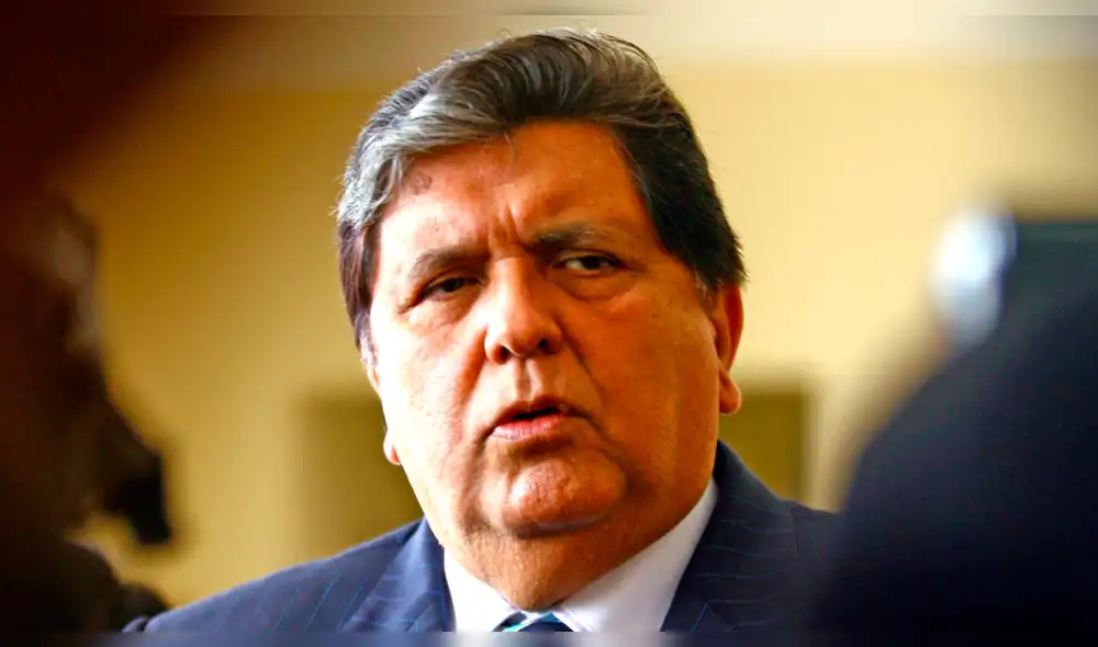 Alan García rompe su silencio para rendir homenaje a Enrique Bernales