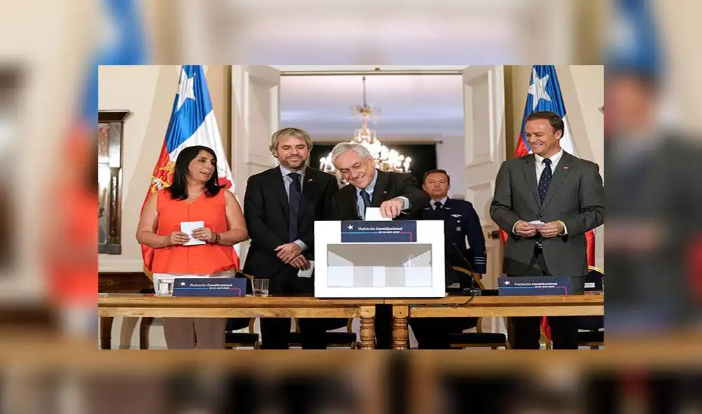 Sebastián Piñera hizo un voto simbólico en La Moneda. Presidencia de Chile
