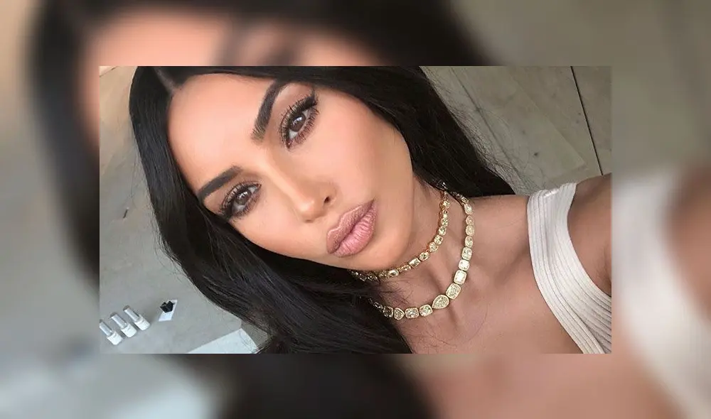 Kim Kardashian reta la censura de Instagram en diminuto bikini  [VIDEO]