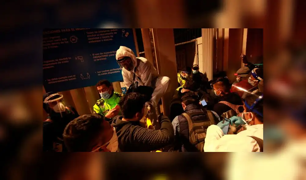 Aglomeraciones de pasajeros en el Aeropuerto Jorge Chávez / Fotos: John Reyes/La República. Aglomeraciones de pasajeros en el Aeropuerto Jorge Chávez / Fotos: John Reyes/La República.