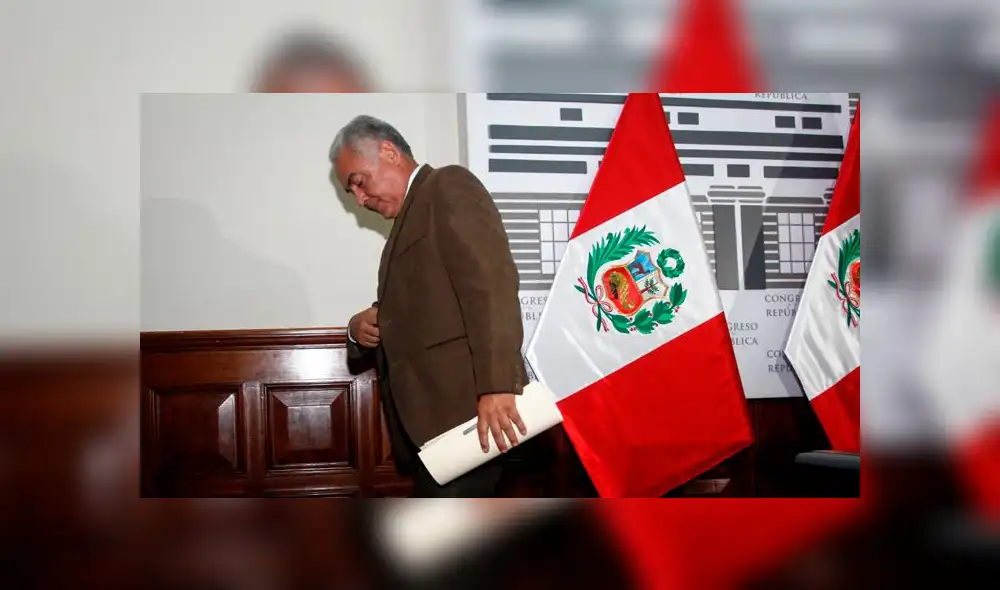 Jibaja: renunció polémico asesor del fujimorismo en medio de crisis Jibaja: renunció polémico asesor del fujimorismo en medio de crisis