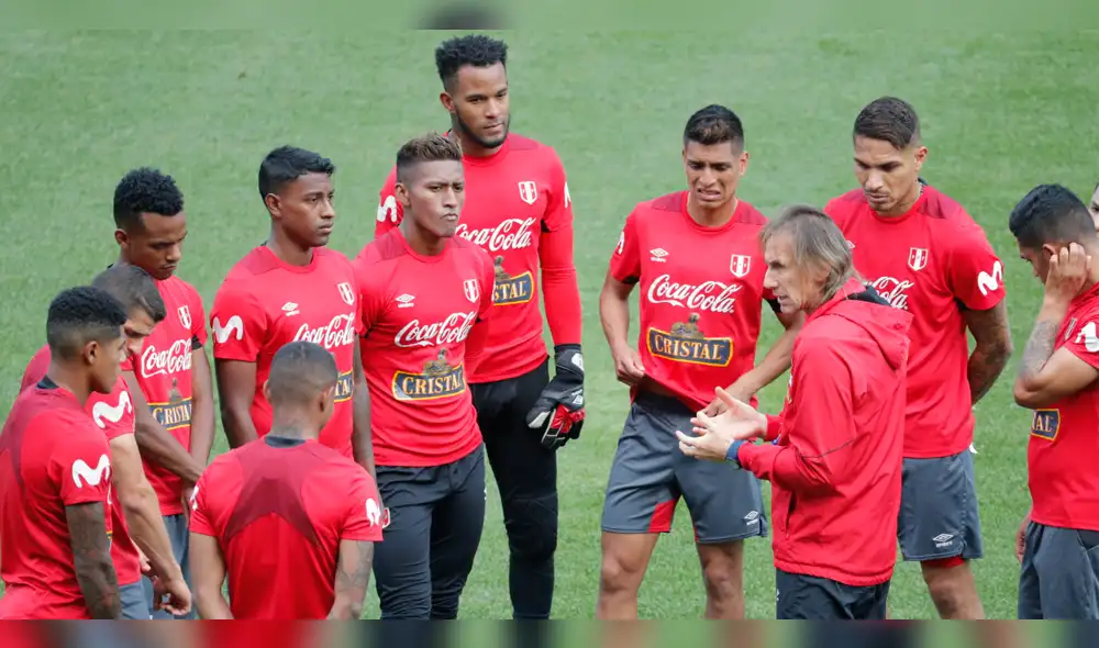 Seleccionados son sorprendidos por sus esposas en el Día del Padre [FOTOS]